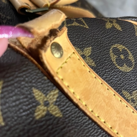Authentic Louis Vuitton keepall 55 - Picture 4 of 9